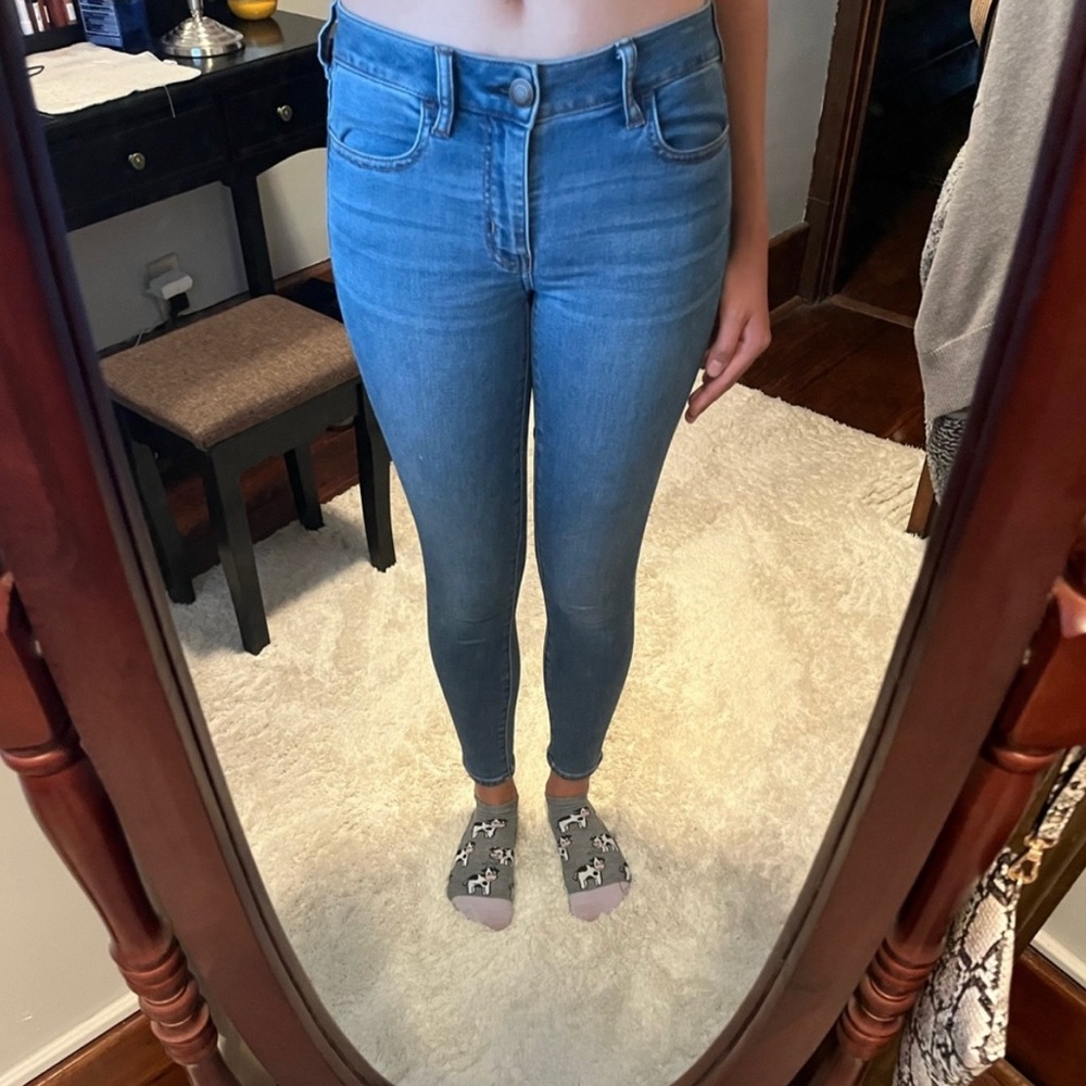 American Eagle Women’s Skinny Jeans Size 2